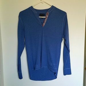 Thick long sleeved tee